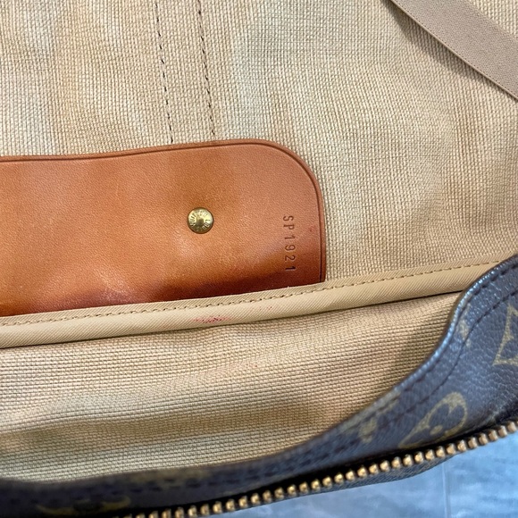 Louis Vuitton Monogram Sirius 45 Suitcase - Picture 13 of 16